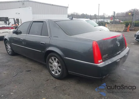 2009 Cadillac Dts 1Sc z USA, uszkodzony, nr VIN 1G6KD57Y49U118244